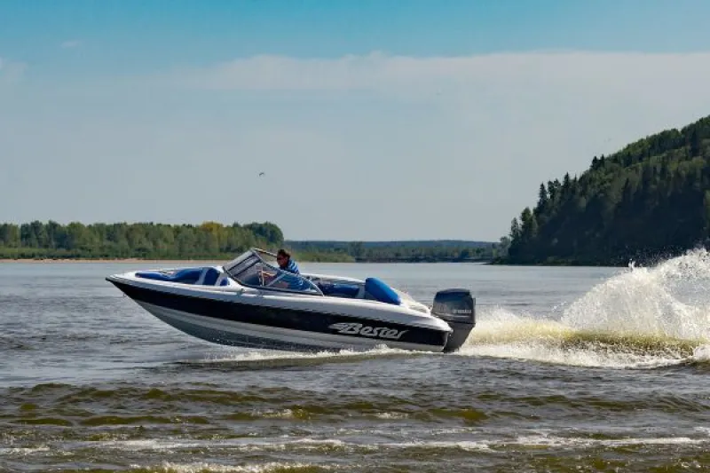 Моторная лодка BESTER - 530, фото: 1