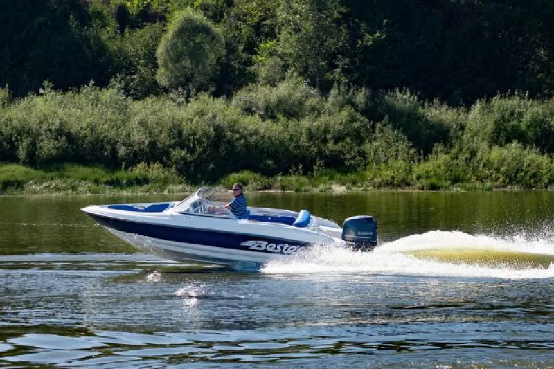 Моторная лодка BESTER - 530, фото: 5