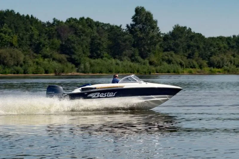 Моторная лодка BESTER - 530, фото: 16