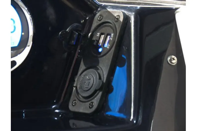 Моторная лодка BESTER - 530, фото: 36