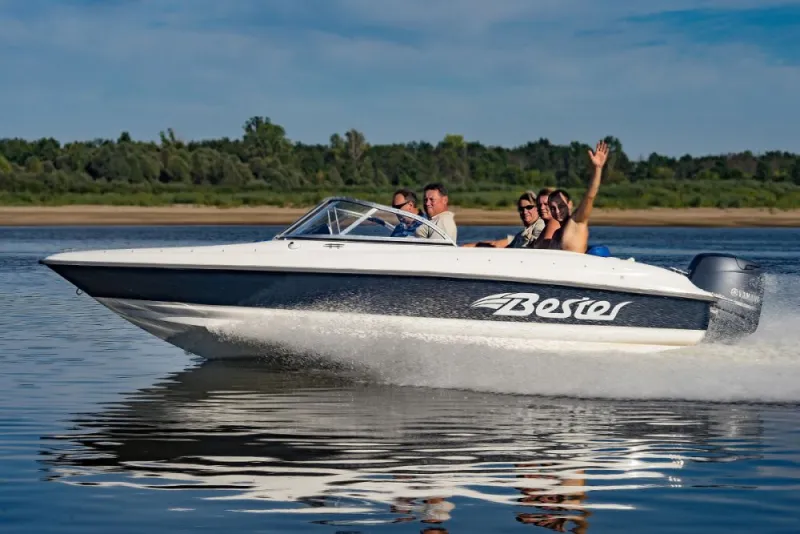 Моторная лодка BESTER - 530, фото: 123