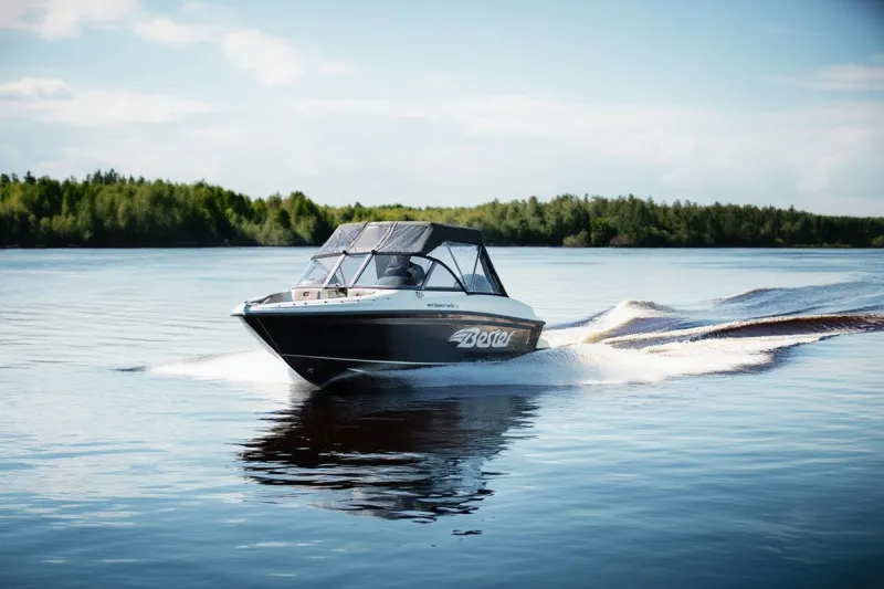 Моторная лодка BESTER - 530, фото: 11