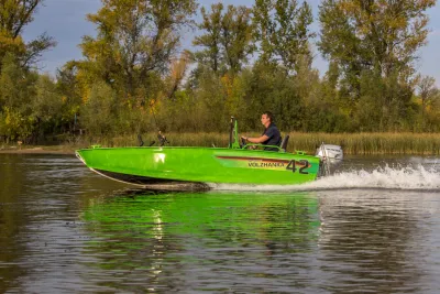 Лодка Волжанка 42 Scout