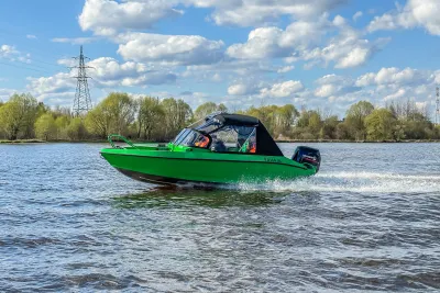 Лодка YAVA XL Fish