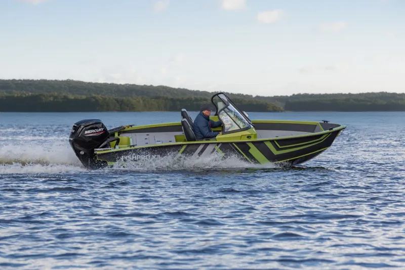 Катер FISHPRO X3, фото: 2