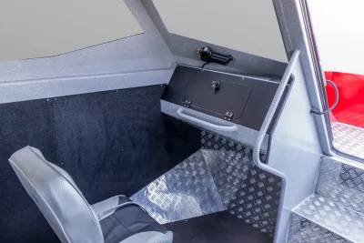 Каютный катер VOYAGER LongCabin (Такси) обложка