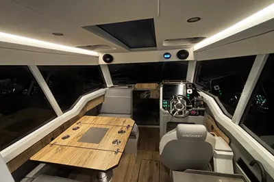 Лодка Discovery 650