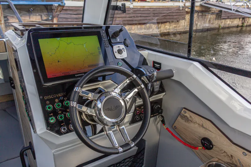 Катер Discovery 650, фото: 17