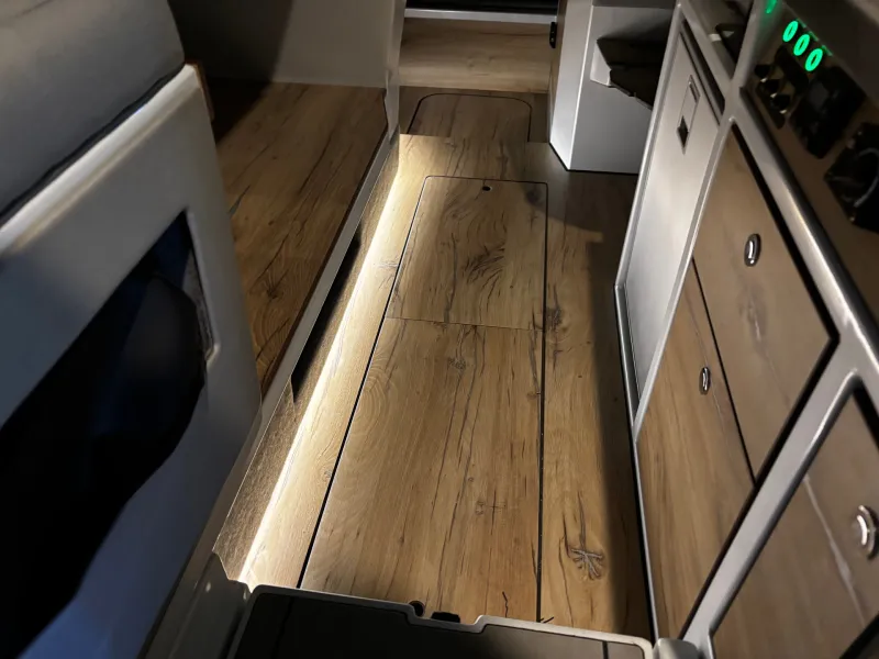 Катер Discovery 650, фото: 5