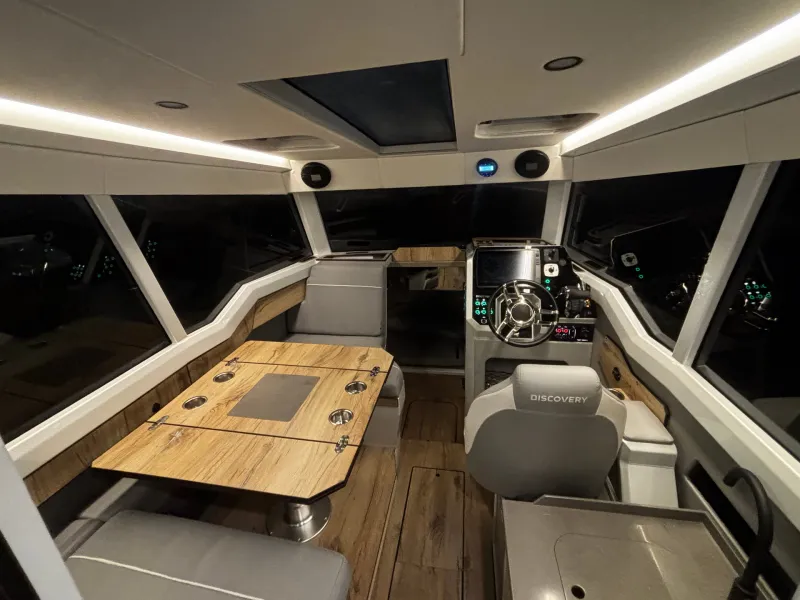 Катер Discovery 650, фото: 4