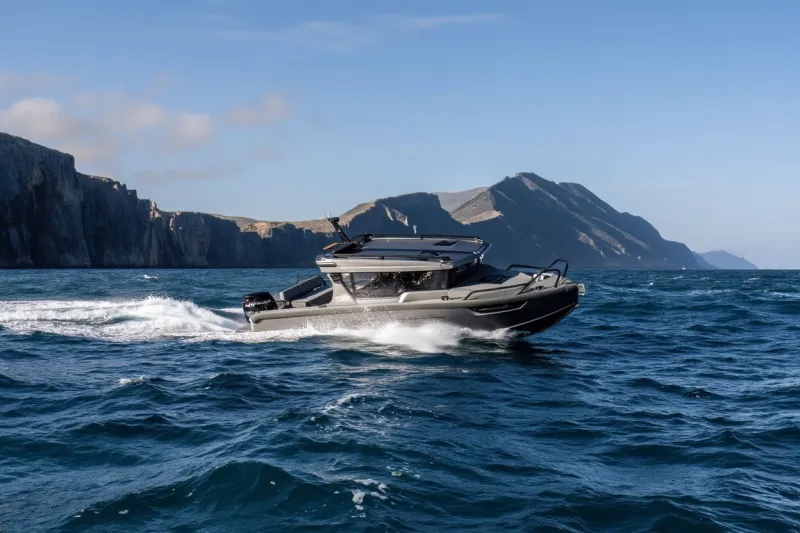 Катер VOYAGER 850 Cabin, фото: 18