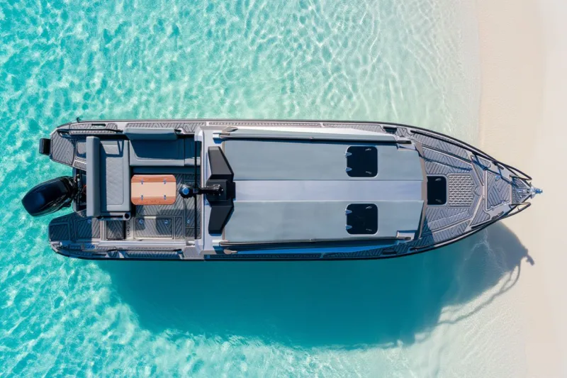 Катер VOYAGER 850 Cabin, фото: 10