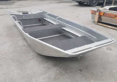 Лодка Wellboat-40