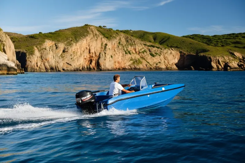 Пластиковая лодка Cayman 40S, фото: 1