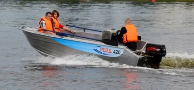 Лодка Рейд 420 C