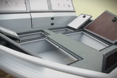 Каютный катер Aluton 490Fish обложка