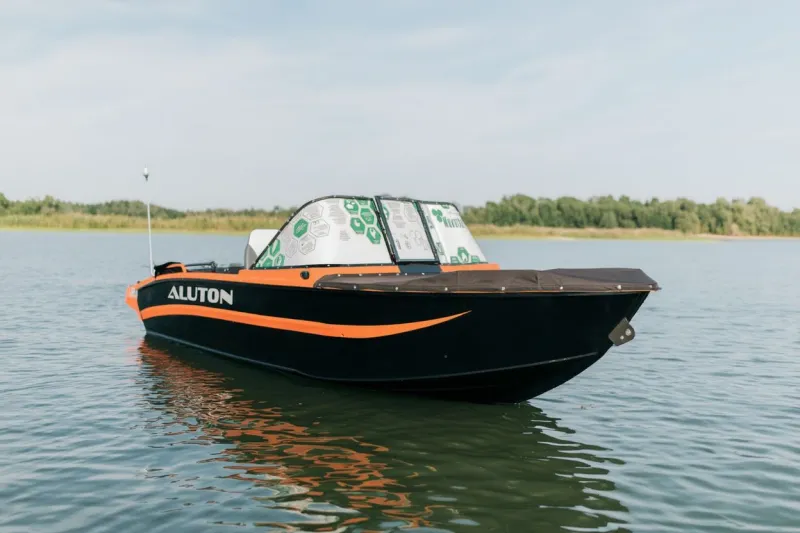 Алюминиевая лодка Aluton 490DC, фото: 4