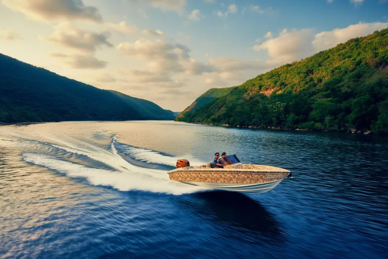 Пластиковая лодка Тунец-580, фото: 2