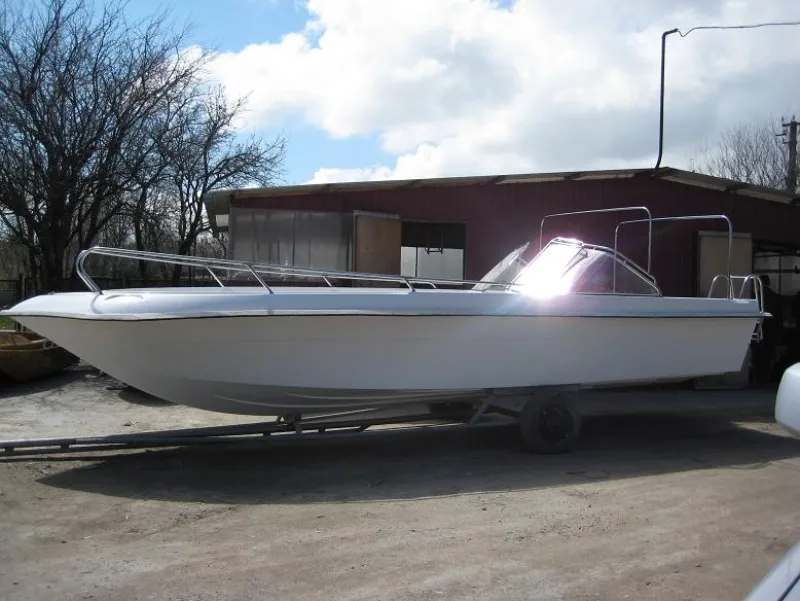 Пластиковая лодка Касатка-640, фото: 1