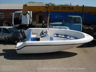 Лодка Касатка-560