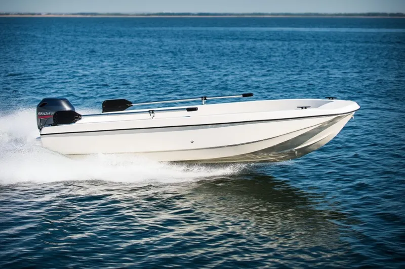 Каютный катер Кайман 350М, фото: 2