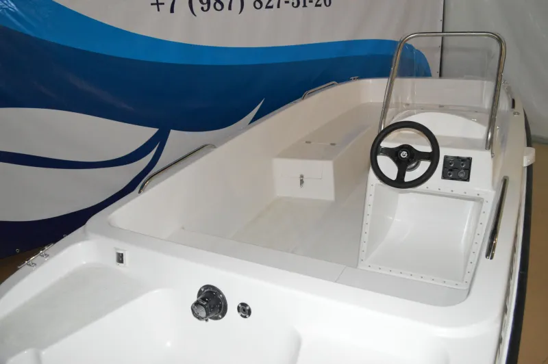 Пластиковая лодка Кайман 400, фото: 24