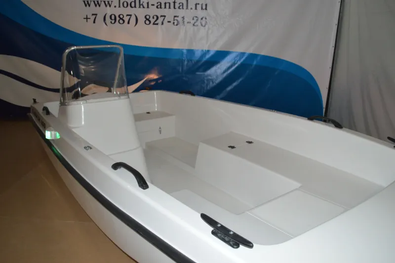 Пластиковая лодка Кайман 400, фото: 17