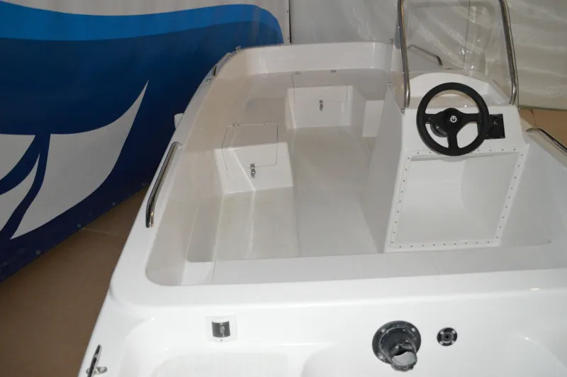 Пластиковая лодка Кайман 400, фото: 7