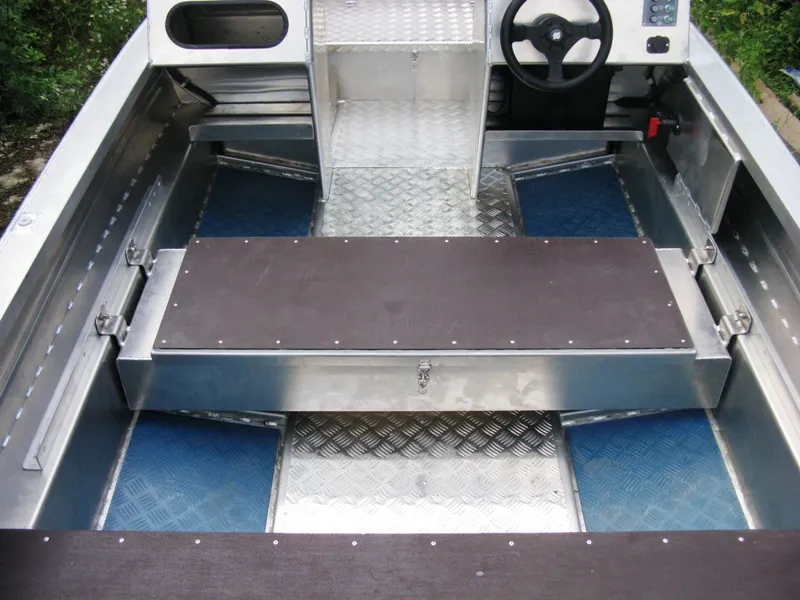 Моторная лодка Аллюр-40-2К, фото: 23