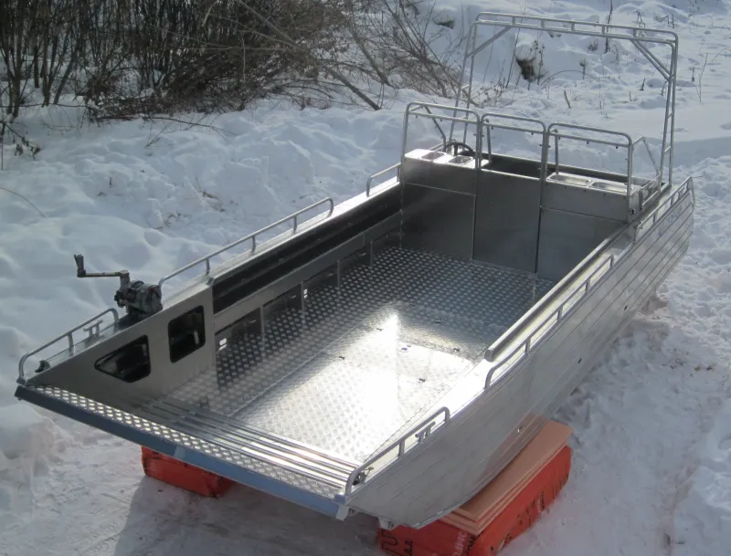 Моторная лодка Аллюр-60 Десантная, фото: 1