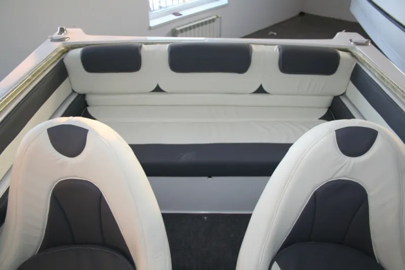 Пластиковая лодка FEROX, фото: 13