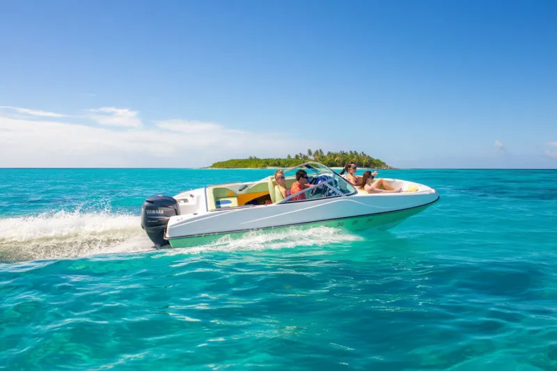 Пластиковая лодка TRIUMPH-BOWRIDER, фото: 4