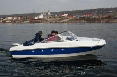 Лодка NEON