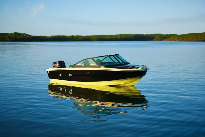 Каютный катер RIO MAXIMUM, фото: 2
