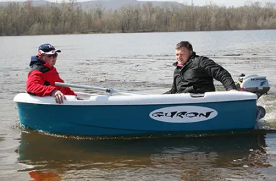 Лодка GURON
