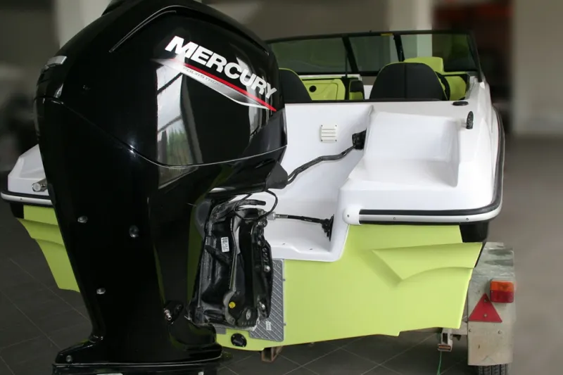 Пластиковая лодка NEON BOWRIDER NEW, фото: 20