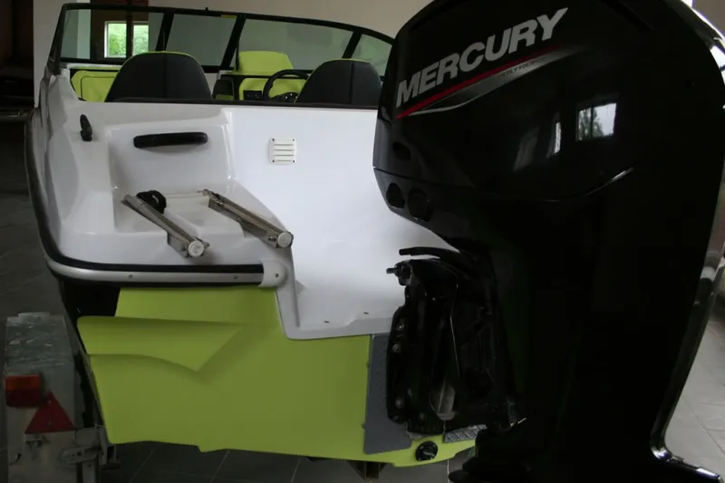 Пластиковая лодка NEON BOWRIDER NEW, фото: 19