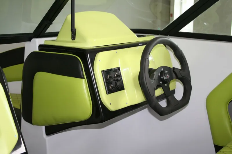 Пластиковая лодка NEON BOWRIDER NEW, фото: 6