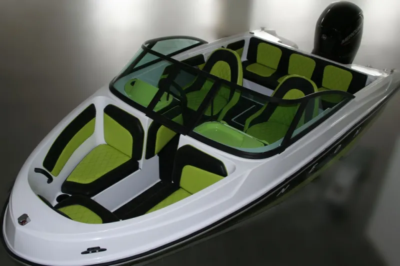 Пластиковая лодка NEON BOWRIDER NEW, фото: 4