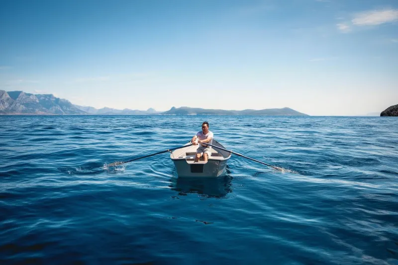 Каютный катер Lima 370, фото: 2