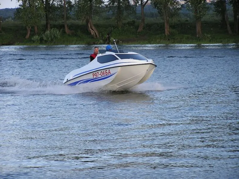 Пластиковая лодка RiverJet HT (РиверДжет ХардТоп), фото: 2