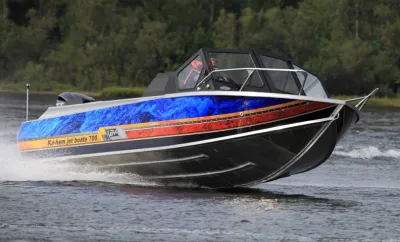 Лодка Ка-Хем 700