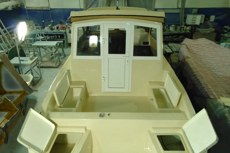 Lugger 640 Cabin