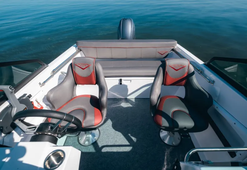 Пластиковая лодка Victory 500, фото: 10