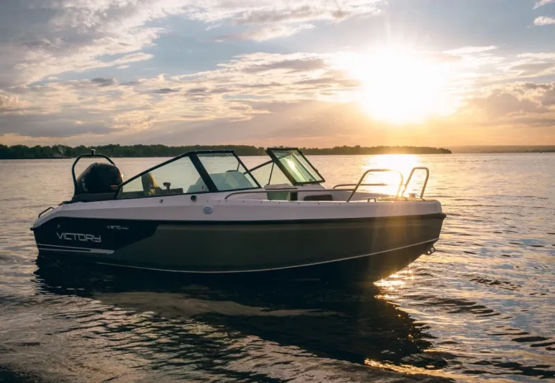 Пластиковая лодка Victory 570 Open, фото: 12