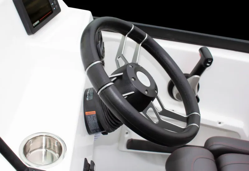 Пластиковая лодка Victory 570 Open, фото: 10