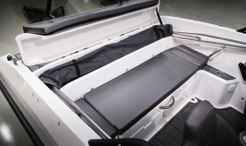 Алюминиевая лодка Victory 570 Cruiser, фото: 2