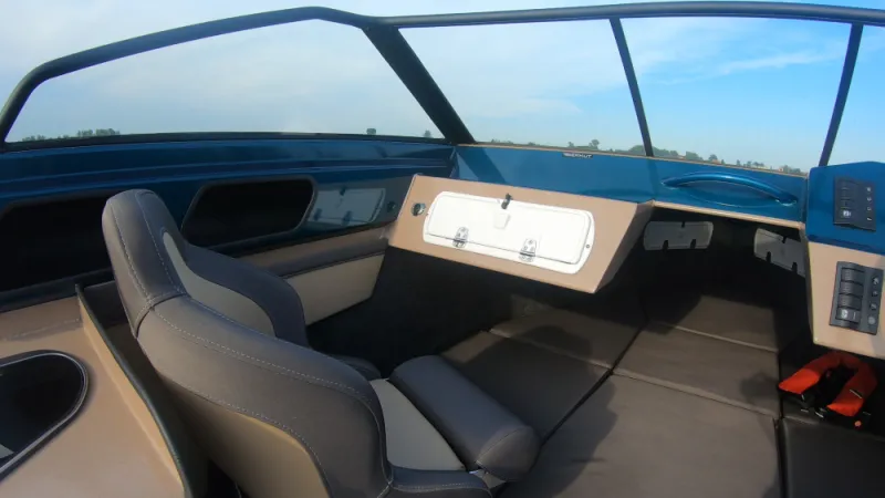 Катер Active Jacket, фото: 18