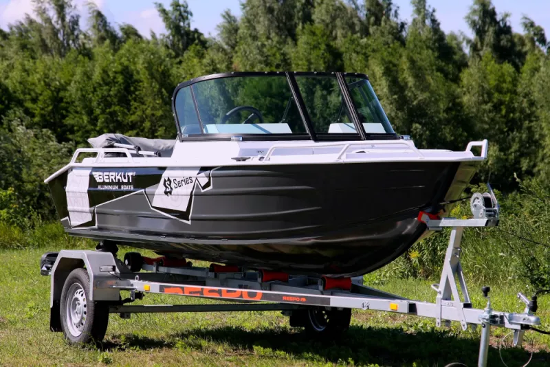 Катер BERKUT S-DC, фото: 3