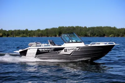 Лодка BERKUT S-DC